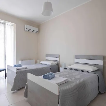 Leaf - Apartment 3*